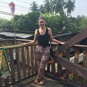 Meet your Posher, Cindy